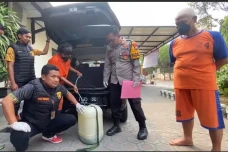 Pasutri Lansia di Jombang...