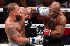 Mike Tyson Masih Ketagihan...