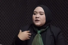 Profil Ria Puspita,...