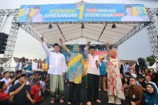 Diterpa Banyak Ujian...