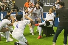 Jirayut Tiru Selebrasi...