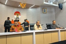 Kronologi OTT KPK hingga...