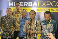 Bahlil Pamer Kontribusi...