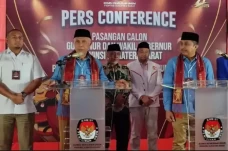 Unggul di Pilgub Sumbar,...