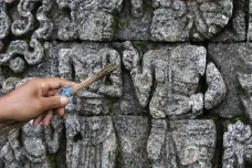 Kisah Candi Kagenengan...