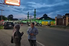 Komnas HAM Turunkan...
