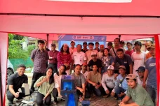 TIM PKM UKI Ajari Warga...