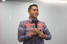 Menjaga Citra Positif...