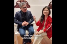 Bertemu Mantan Pacar...