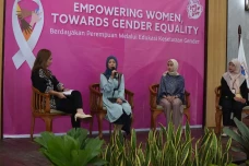 Dukung Kesetaraan Gender,...