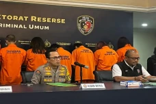 Polda Metro Jaya Bongkar...