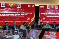 2 Saksi Paslon Tak Tandatangani...