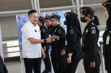 Imigrasi Surabaya Siagakan...