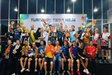 Turnamen Tenis Meja...