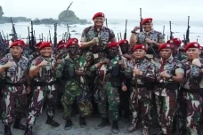 Lolos Pendidikan, 157...
