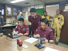 Melihat dari Dekat Pemeriksaan...
