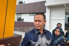 Wali Kota Pekanbaru...