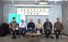 Digitalisasi dan Teknologi...