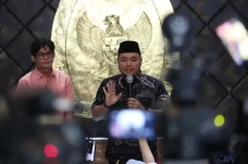 Afifuddin Cs Kena Sanksi...