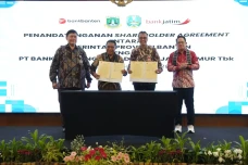Bank Jatim dan Bank...
