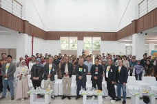 Merangkul Wirausaha...
