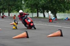 AHM Kenalkan Honda ICON...