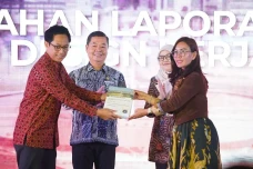 Bangun Kota Jakarta,...