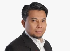 Dena Hendriana Didapuk...