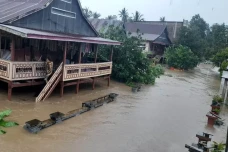 Banjir Terjang Barru,...