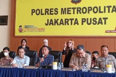 Tes DNA Kasus Bayi Tertukar...