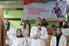 Anggota DPR Ida Fauziyah...