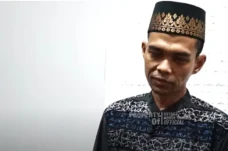 Hukum Mengucapkan Natal...