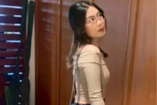 Viral! Gadis Cantik...