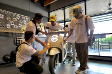Honda Scoopy “Glowing...