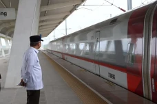 Stasiun Karawang Resmi...