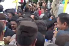 Demo Mahasiswa Tolak...