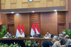Bahan Pokok Tidak Kena...