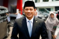 KLH: Bahaya Polusi Plastik...