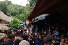Awal Tahun 2025, Wisatawan...