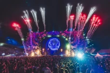 Buntut Pemerasan Penonton...
