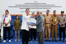 Kemenag Kembali Salurkan...