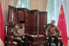 Ketua Umum LPOI Kiai...