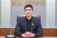 Hoaks Marak di Medsos,...