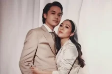 Sherina Munaf Resmi...