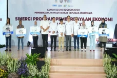 Kisah Sukses Perajin...