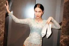 Pola Diet Azizah Salsha...