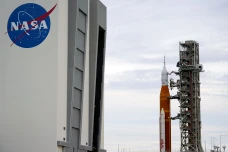 NASA Kumpulkan Sampel...