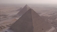 Sudut Piramida Giza...