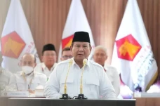 Jawaban Prabowo Didorong...