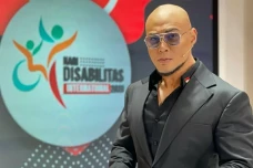 Deddy Corbuzier Tegaskan...